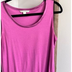 Banana Republic Tank with dressy piping around the neckline.